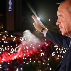 إذاعة ألمانية تعلق علي فوز أردوغان في الانتخابات التركية.. وهذا ماقالته عن السلطان