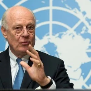 مسؤولون أتراك وروس وإيرانيون يناقشون الدستور السوري الأسبوع المقبل في جنيف