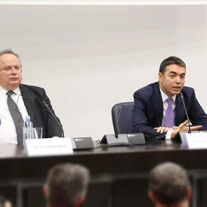 اليونان ومقدونيا توقعان اتفاقًا تاريخيًا بشأن تغيير اسم الأخيرة