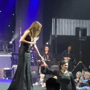 نانسي عجرم تتألق في إسطنبول