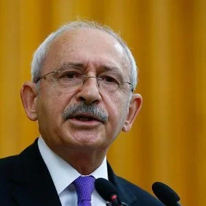 محكمة تركية تغرم كليجدار اوغلو بدفع تعويض مالي لأردوغان