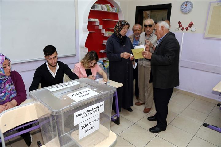 يوم تاريخي في تركيا 7