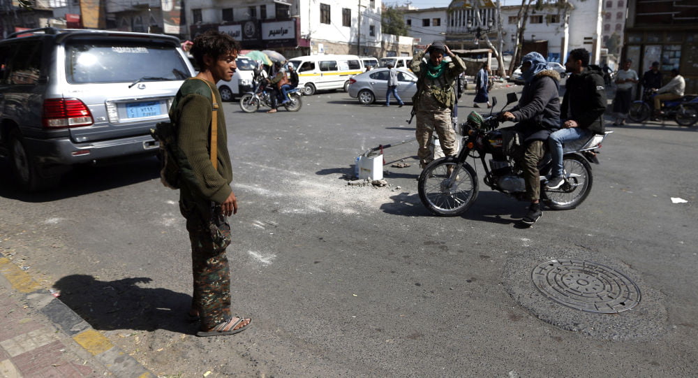 تفاصيل مفزعة... رجل "ميت" يقتل أربعة أشخاص في صنعاء ...