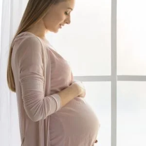 7 أطعمة عليكي تجنُّبها أثناء الحمل