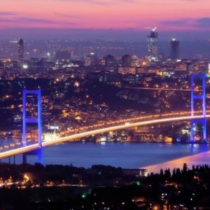 اقتصادي بريطاني يدعو المستثمرين للتوجه إلى تركيا