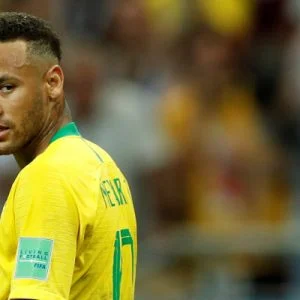 هل يستحق نيمار المبالغ الطائلة التي يتقاضاها؟ ولماذا؟