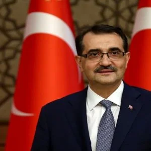 تركيا تستعد لافتتاح أولى آبار النفط والغاز بالمتوسط نهاية العام الجاري