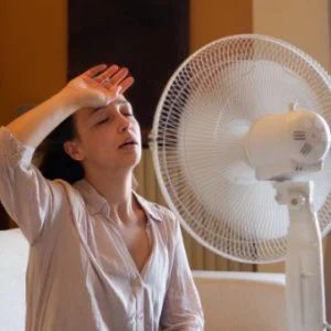 الحر أصبح لا يطاق.. إليكم 3 طرق للتخفيف من آثار فصل الصيف في بيوتكم