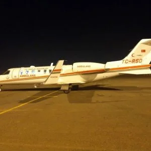 بتوجيهات من أردوغان.. طائرة إسعاف تركية تنقل عالمًا سودانيًا للعلاج في إسطنبول