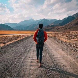 كيف تغير 30 دقيقة من المشي حياتك كلها؟