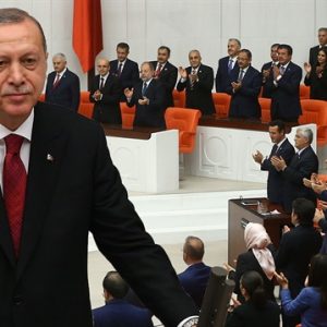 شاهد| الرئيس أردوغان يؤدي اليمين الدستورية في البرلمان التركي