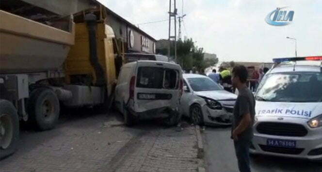 شاهد.. حادث مرعب في اسطنبول "فيديو + صور" 1