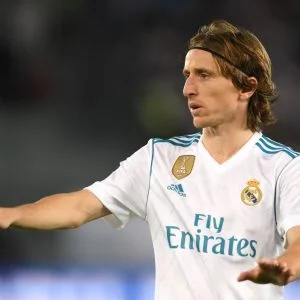 ريال مدريد يضع شرطا “خرافيا” للسماح برحيل مودريتش