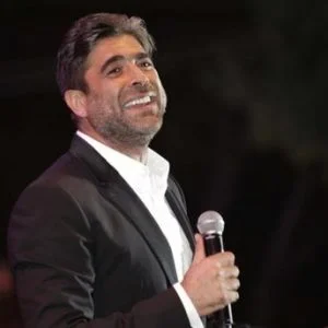 الفنان اللبناني وائل كفوري يحيي حفلا غنائيا في إسطنبول