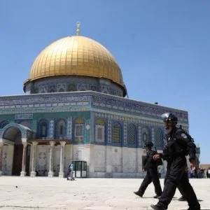 صحيفة إسرائيلية: تأجيل صفقة القرن عدة شهور .. تعرف علي السبب