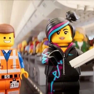 شخصيات “ليغو” الخيالية ترشد ركاب الخطوط الجوية التركية لإجراءات السلامة