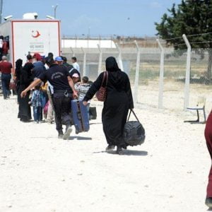 بدء عودة السوريين من تركيا إلي بلادهم  لقضاء عطلة عيد الاضحي