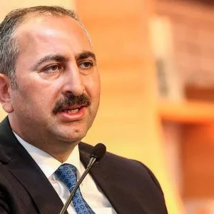 تعليق جديد من وزير العدل التركي علي قرار واشنطن بتجميد ممتلكاته