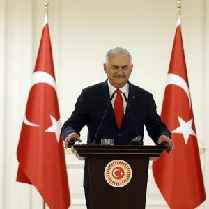 رئيس البرلمان التركي: لن نخضع للإملاءات الاقتصادية