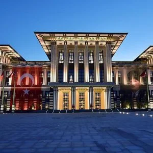 الرئاسة التركية: بفضل فطنة شعبنا وقيادة رئيس الجمهورية ندحر محاولة الانقلاب الاقتصادية