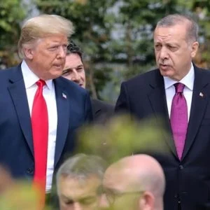 محلل سياسي تركي يكشف السبب الحقيقي وراء الهجمة الأمريكية ضد بلاده