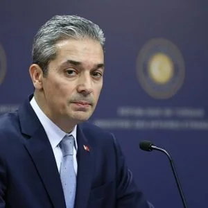 الخارجية التركية تدين الاعتداء على السفارة الأمريكية