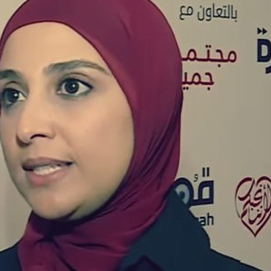 بعد الفنانة المصرية حلا شيحة… هل تخلع حنان الترك حجابها؟