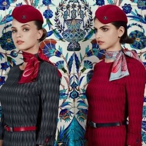 الخطوط الجوية التركية تكشف عن الزي الرسمي الجديد للعاملين في مطار إسطنبول الجديد 2 الخطوط الجوية التركية تكشف عن الزي الرسمي الجديد للعاملين في مطار إسطنبول الجديد 1