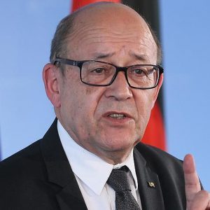 وزير الخارجية الفرنسي: نعمل مع روسيا وتركيا لإيجاد مخرج في إدلب