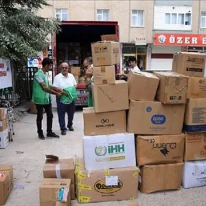 تركيا ترسل مساعدات طبية إلى سوريا