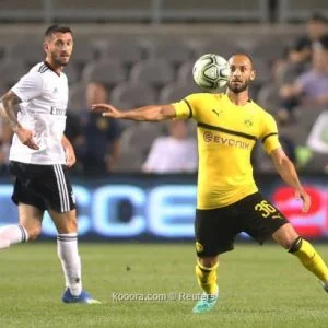 دورتموند الألماني يعلن إصابة مدافعه توبراك