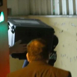 عودة 3 أشخاص إلى القنصلية السعودية بإسطنبول ليلًا