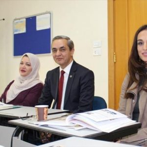 أميرة أردنية على مقاعد “يونس إمرة” لتعلم التركية في عمان