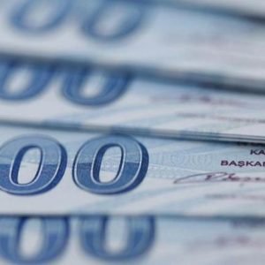 الليرة التركية عند أعلى مستوى أمام الدولار منذ الأزمة!