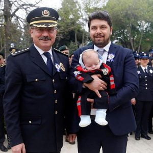 شرطي تركي ينال مكافأة لتحريره مخالفة مرور لابنة مسؤول