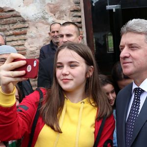 الرئيس المقدوني يزور مواقع أثرية في بورصة التركية