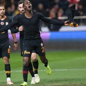 غلاطة سراي يعود للانتصارات في الدوري التركي