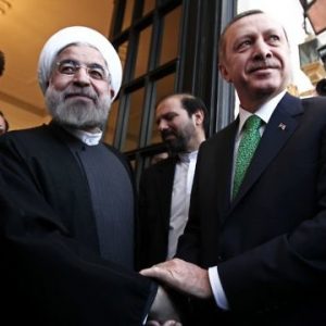 أردوغان يستقبل روحاني في المجمع الرئاسي بأنقرة