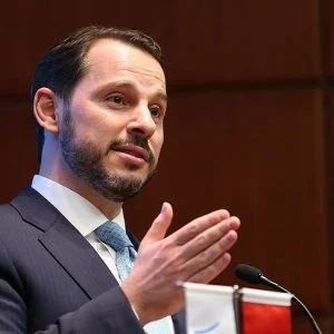المالية التركية: إصدار صكوك للمستثمرين الأفراد بالدولار واليورو الاثنين