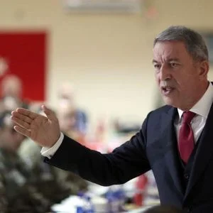 وزير الدفاع التركي يهدد سيكون ثمن هذه الاستفزازات باهظا!