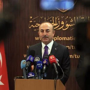 وزير الخارجية التركي يلتقي نظيره الأردني في أنقرة