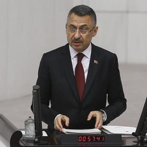 نائب أردوغان: منعنا أزمة إنسانية كبيرة بإدلب