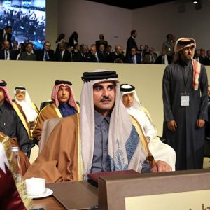 أمير قطر يكشف سبب مشاركته في قمة لبنان