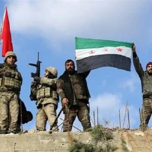 لاجئون سوريون يناشدون تركيا بطرد “ي ب ك” الإرهابية من أراضيهم