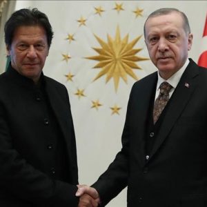 أصداء زيارة “عمران خان” لتركيا في الإعلام الباكستاني