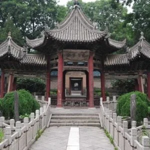 الصين تغلق ثلاثة مساجد جنوب غربي البلاد