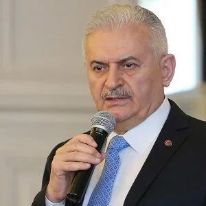 في الاجتماع الشهري لغرفة تجارة إسطنبول.. يلدريم يعلن عن المشروع الأضخم في تركيا