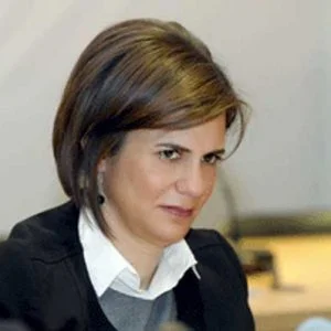 من تكون الوزيرة ريا الحسن مفاجأة الحريري التي منحها أهم حقائب حكومته الجديدة؟