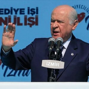 زعيم حزب الحركة القومية التركي: “رصاصات سفاح نيوزيلندا أصابتنا جميعا”