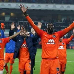 باشاك شهير يعزز قبضته على الدوري التركي